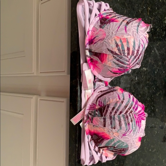 Pink Bra - Picture 5 of 8